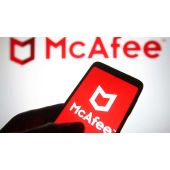 Caja de McAfee Total Protection Licendi