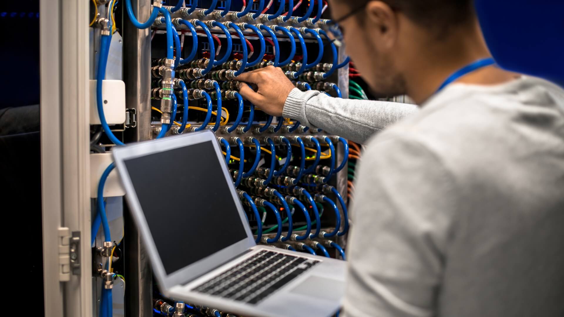 choosing windows server 2025